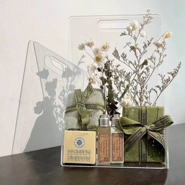 ⁦حقيبة هدايا اكرليك 20×30⁩ - الصورة ⁦5⁩