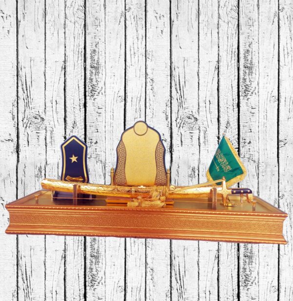 درع مع سيف تذكاري مع علم + رتبة#07