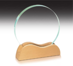 درع كريستال مع قاعدة خشب#89