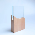 درع كريستال مع قاعدة خشب#65